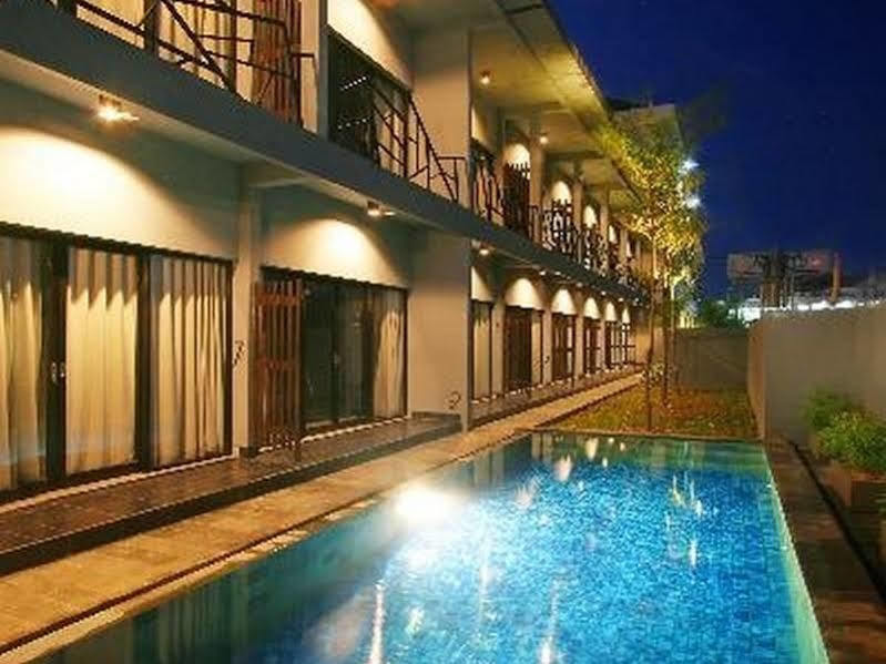 The Grey Boutique Inn Legian Extérieur photo